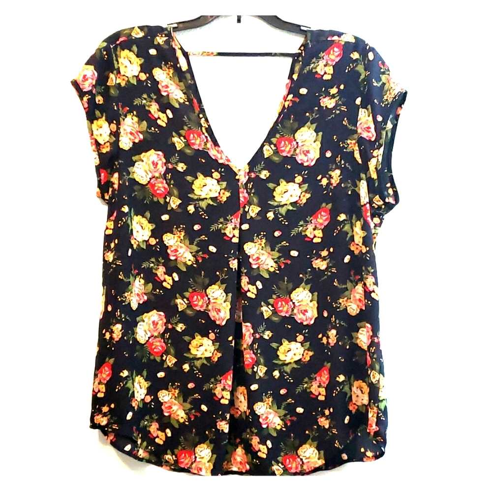 DR2 floral blouse, size Large, NWOT